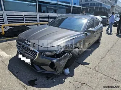 Photo 1 of 12: 2018 Genesis Hyundai G70 — Korean insurance auction
