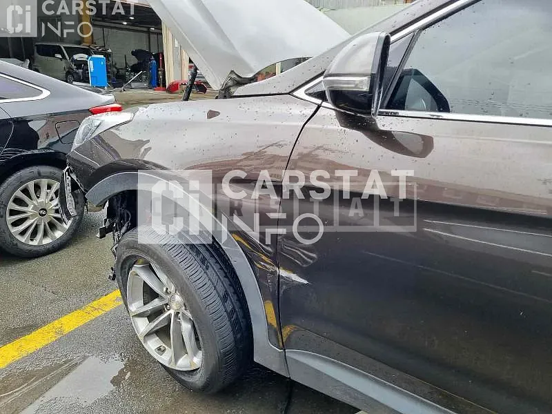 Photo 2 of 26: 2015 Hyundai Santa Fe, VIN KMHSW81UBGU559732 — Korean insurance auction