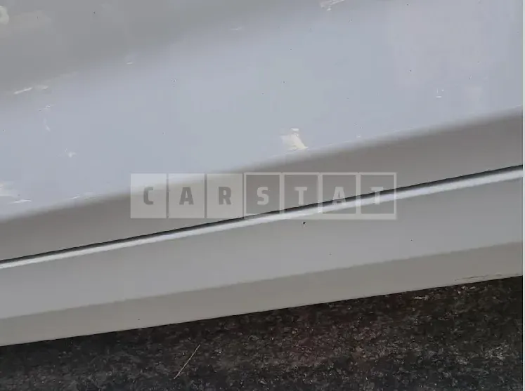 Photo 2 of 9: 2022 BMW 520i, VIN WBA11BH06NWX63191 — Korean insurance auction