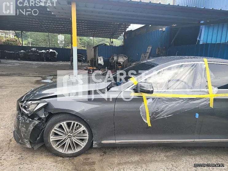 Photo 2 of 52: 2018 Genesis G80 3.3 — Korean insurance auction