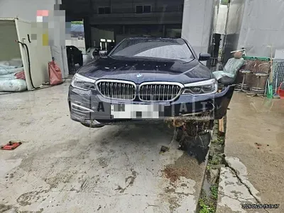 Photo 1 of 38: 2020 BMW 530i Luxury — Korean insurance auction