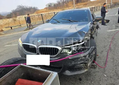 Photo 1 of 2: 2017 BMW 520d — Korean insurance auction