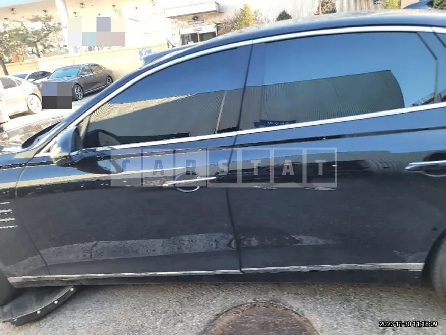 Photo 2 of 32: 2022 Genesis G80 2.5T AWD — Korean insurance auction