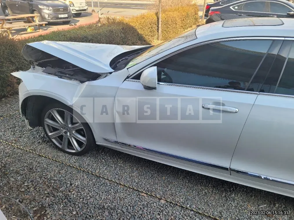 Photo 2 of 51: 2019 Volvo S90D5 AWD, VIN LVYPS68TCKP057448 — Korean insurance auction