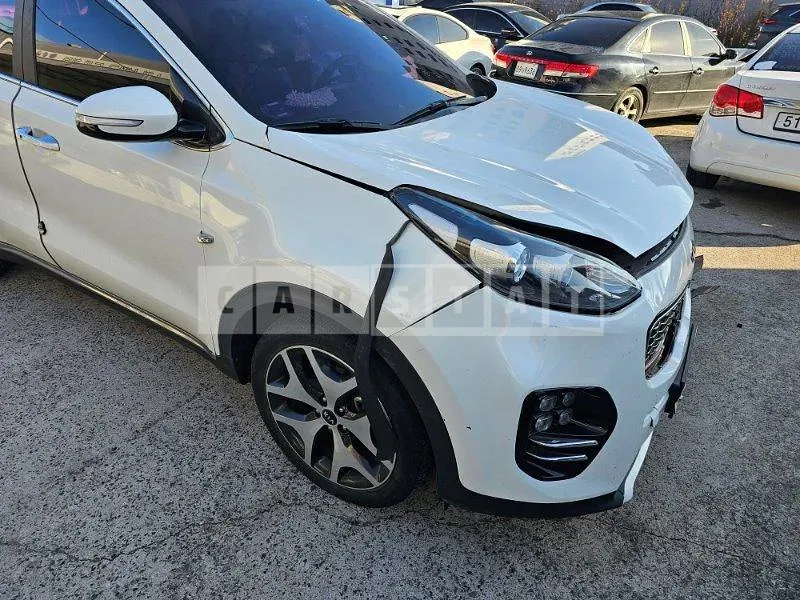 Photo 2 of 10: 2016 Kia Sportage, VIN KNAPN813BGK034007 — Korean insurance auction