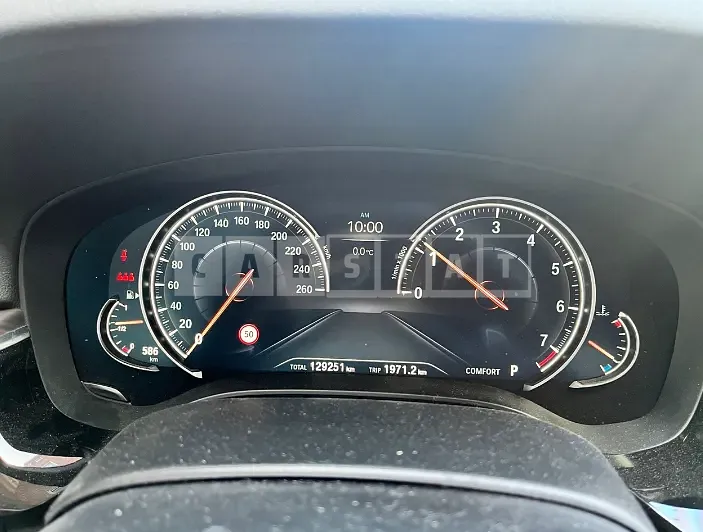 Photo 2 of 21: 2018 BMW 530i xDrive, VIN WBAJD9102JWC11856 — Korean insurance auction