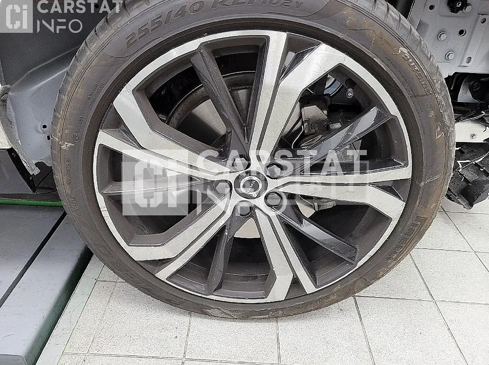 Photo 2 of 55: 2021 Volvo XC60 B6 Lnscription, VIN YV1UZ062CN1905866 — Korean insurance auction
