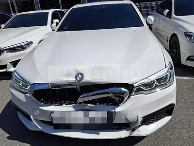 Photo 1 of 5: 2017 BMW 530i — Korean insurance auction