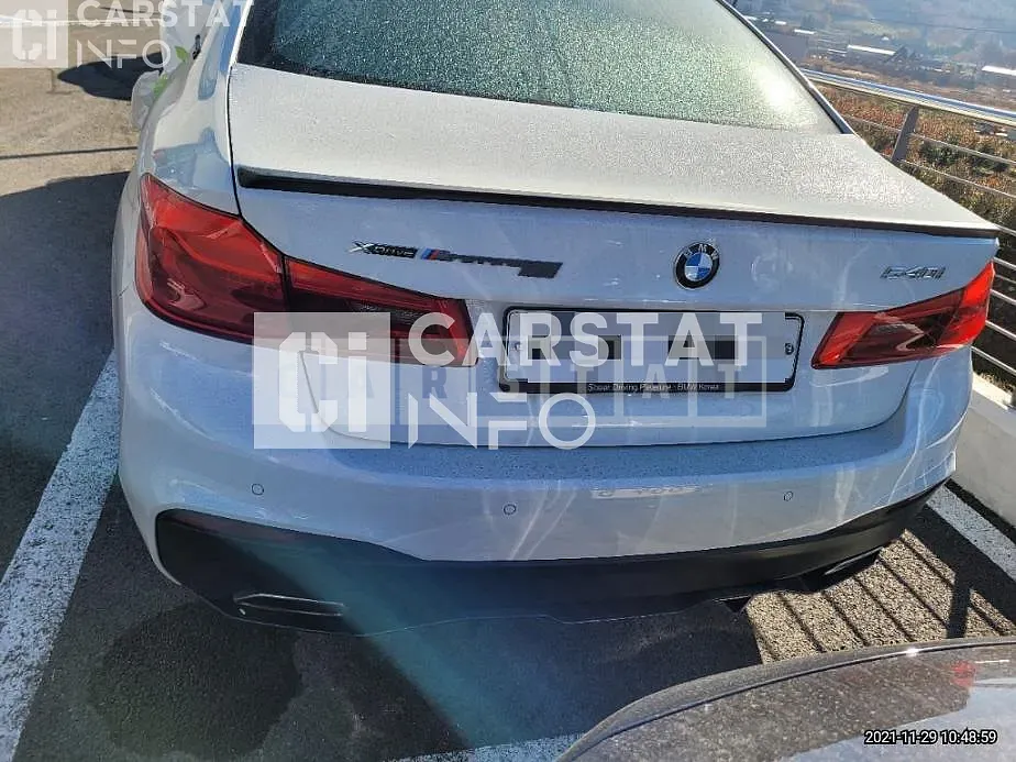 Photo 2 of 8: 2018 BMW 530i xDrive, VIN WBAJD9100JWC83851 — Korean insurance auction