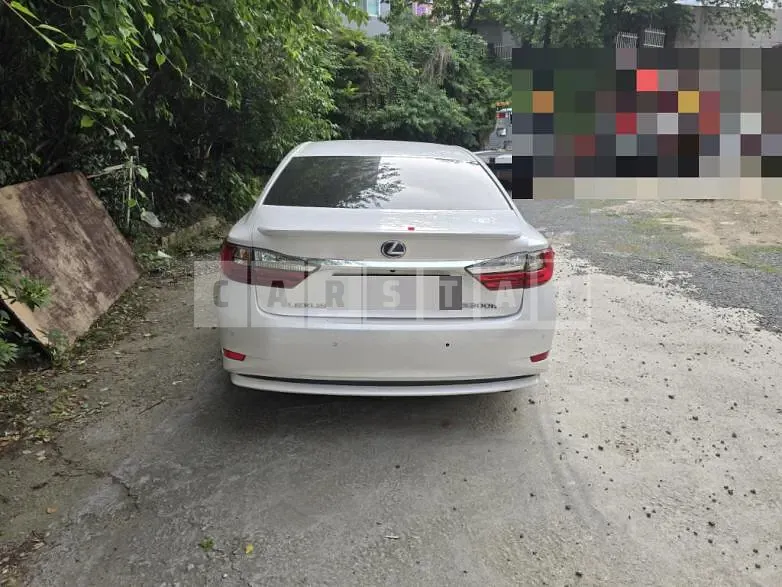 Photo 2 of 12: 2016 Lexus ES300h — Korean insurance auction