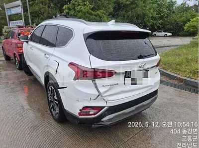Photo 1 of 6: 2018 Hyundai Santa Fe TM — Korean insurance auction