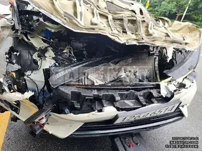 Photo 1 of 16: 2020 Kia K5 — Korean insurance auction