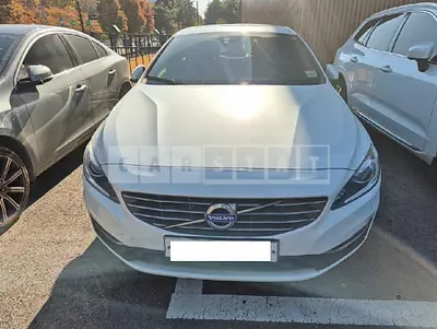 Photo 1 of 13: 2016 Volvo S60 D3 — Korean insurance auction