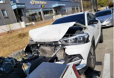 Photo 1 of 6: 2016 Hyundai Tucson, VIN KMHJ381ABGU017246 — Korean insurance auction