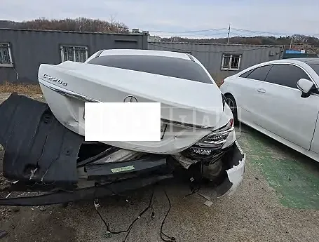 Photo 2 of 7: 2019 Mercedes-Benz C 220d — Korean insurance auction