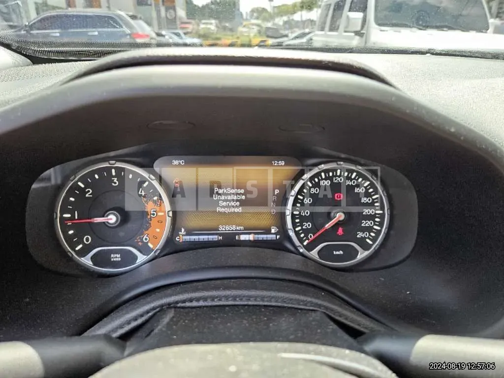 Photo 2 of 34: 2016 Jeep Renegade — Korean insurance auction