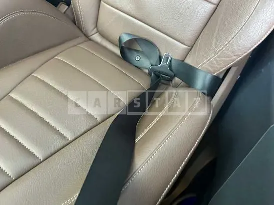 Photo 2 of 19: 2018 Mercedes-Benz E 200 — Korean insurance auction