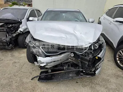 Photo 1 of 9: 2015 Kia K5, VIN KNAGN418BGA624775 — Korean insurance auction