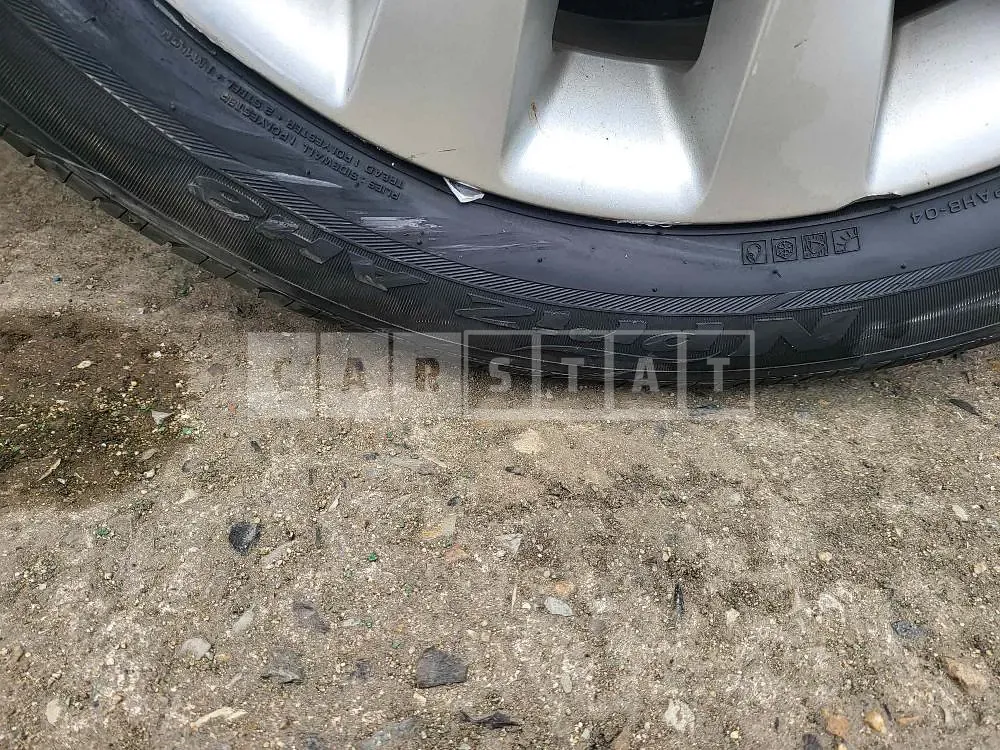Photo 2 of 15: 2017 Kia K5, VIN KNAGX411BHA158101 — Korean insurance auction