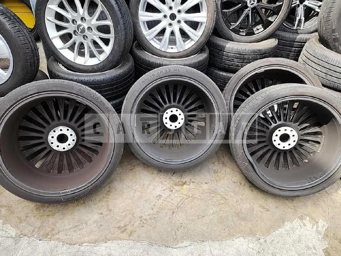 Photo 2 of 4: 2018 Rolls-Royce (parts) Wraith Coupe Wheels — Korean insurance auction