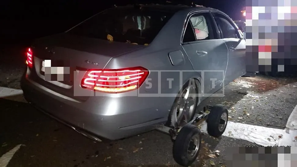 Photo 3 of 3: 2014 Mercedes-Benz E250 CDI 4Matic — Korean insurance auction