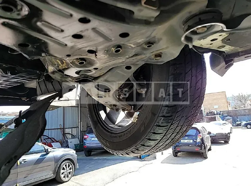 Photo 2 of 10: 2015 Kia Sorento, VIN KNAPK81BBFA062719 — Korean insurance auction