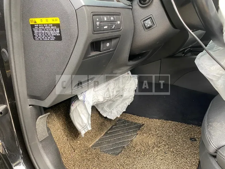 Photo 2 of 31: 2018 Genesis G80 3.3 — Korean insurance auction
