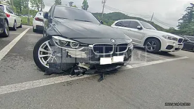 Photo 1 of 37: 2017 BMW 320d, VIN WBA8C5101HA069546 — Korean insurance auction