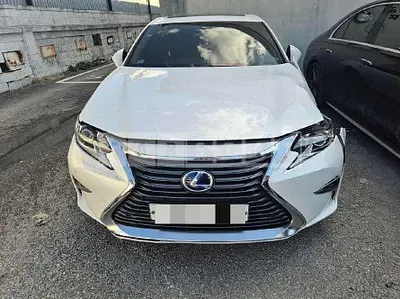 Photo 1 of 12: 2016 Lexus ES300h — Korean insurance auction
