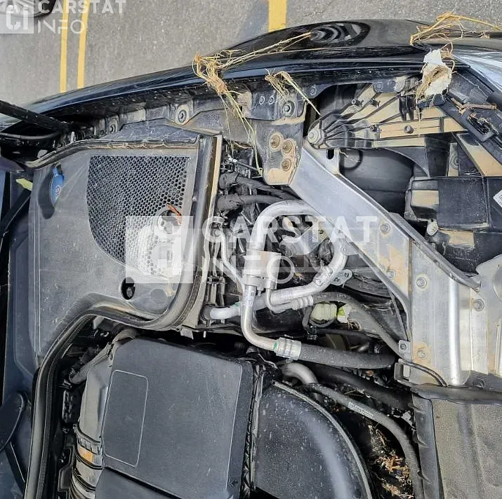 Photo 2 of 9: 2020 Mercedes-Benz Substance E220 d 4Matic — Korean insurance auction