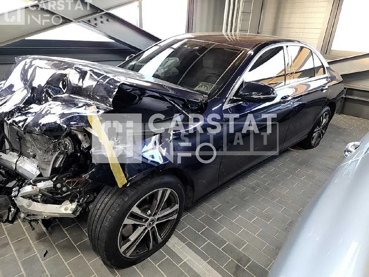 Photo 2 of 50: 2022 Mercedes-Benz E 350 4Matic, VIN W1KZF8GB6NB074598 — Korean insurance auction