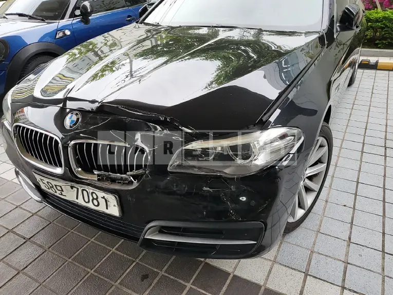 Photo 2 of 7: 2015 BMW 528i xDrive, VIN WBA5A7100FD815856 — Korean insurance auction