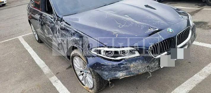 Photo 2 of 7: 2015 BMW 528i xDrive, VIN WBA5A7102FD817074 — Korean insurance auction