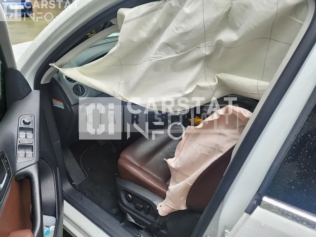 Photo 2 of 11: 2014 Volkswagen Tiguan 2.0 TDI Blue Motion — Korean insurance auction