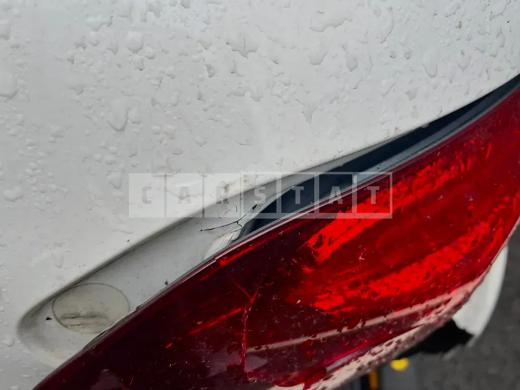 Photo 2 of 9: 2020 Mercedes-Benz E220d 4Matic, VIN W1KZF0FB4LA830449 — Korean insurance auction