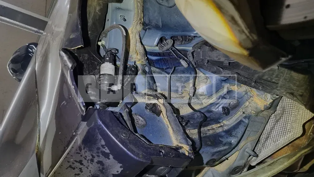 Photo 2 of 9: 2019 Mercedes-Benz E450 4Matic, VIN WDDZF6JB0KA693941 — Korean insurance auction