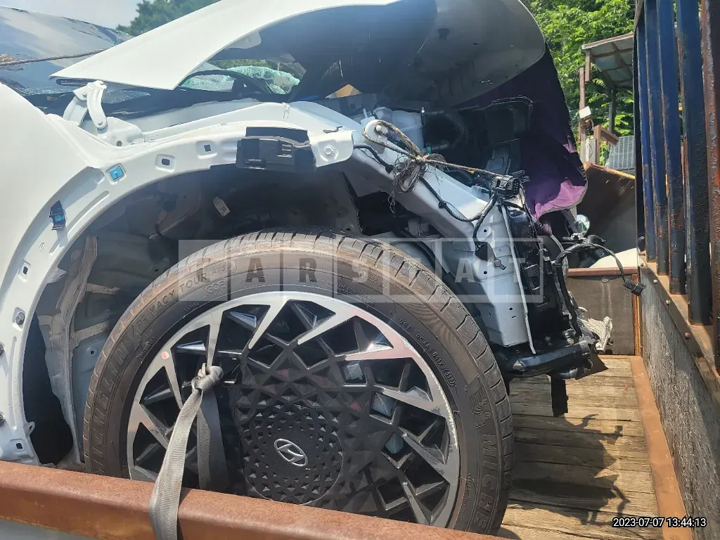 Photo 2 of 24: 2022 Hyundai IONIQ 5 Long Range, VIN KMHKN81FPPU157908 — Korean insurance auction
