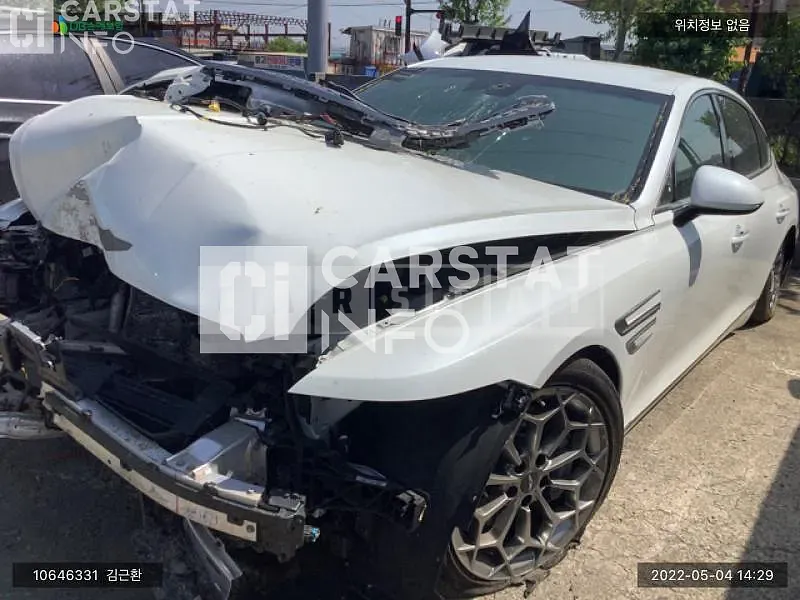 Photo 2 of 18: 2021 Genesis G80, VIN KMTGB41CBNU101686 — Korean insurance auction