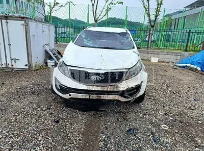 Photo 1 of 10: 2014 Kia Sportage R — Korean insurance auction