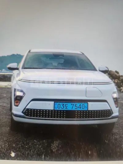 Photo 1 of 3: 2023 Hyundai Kona Electric — Korean insurance auction