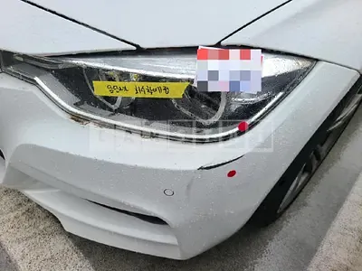 Photo 1 of 3: 2016 BMW (parts) 320i Headlamp — Korean insurance auction
