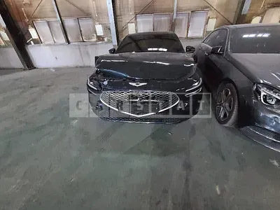 Photo 1 of 48: 2020 Genesis G70, VIN KMTG341ABMU078304 — Korean insurance auction