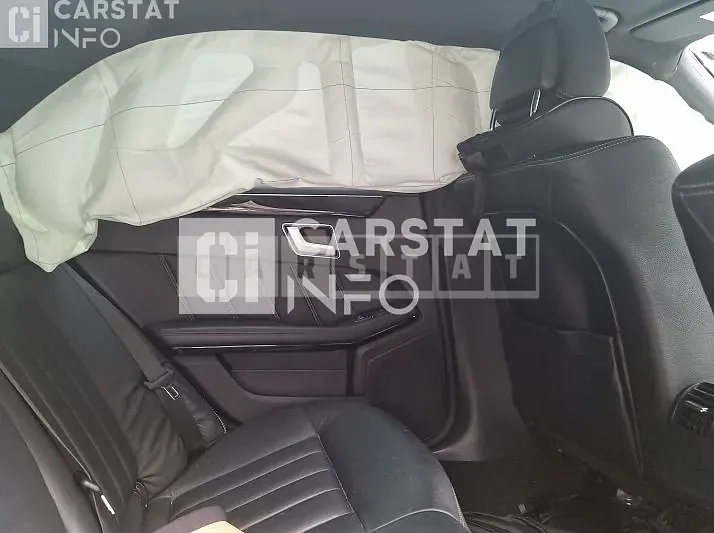Photo 2 of 25: 2014 Mercedes-Benz E300 4Matic — Korean insurance auction