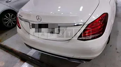 Photo 1 of 39: 2016 Mercedes-Benz C220 d, VIN WDDWF0EB5GR201892 — Korean insurance auction