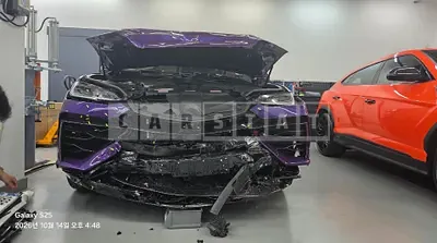 Photo 1 of 9: 2025 Lamborghini Urus Se — Korean insurance auction