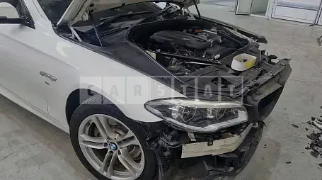 Photo 2 of 9: 2016 BMW 520d, VIN WBA5E5109GG203454 — Korean insurance auction