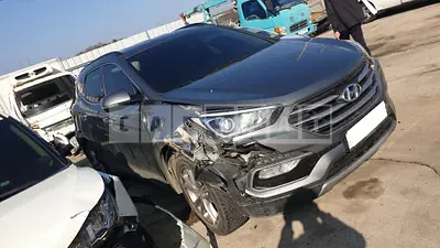 Photo 1 of 11: 2017 Hyundai Santa Fe, VIN KMHSW81UBHU767346 — Korean insurance auction