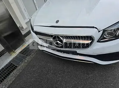 Photo 1 of 21: 2017 Mercedes-Benz E220d 4Matic — Korean insurance auction
