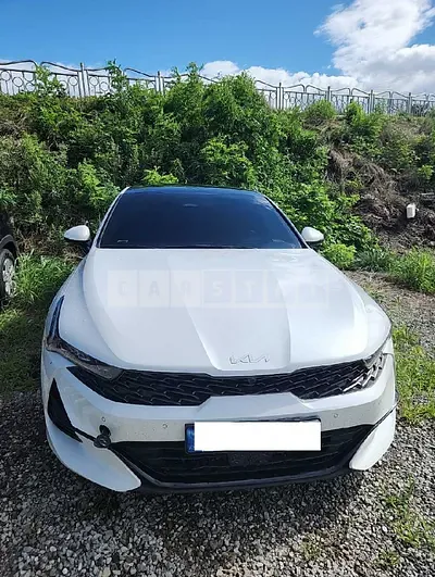 Photo 1 of 15: 2023 Kia K5 — Korean insurance auction