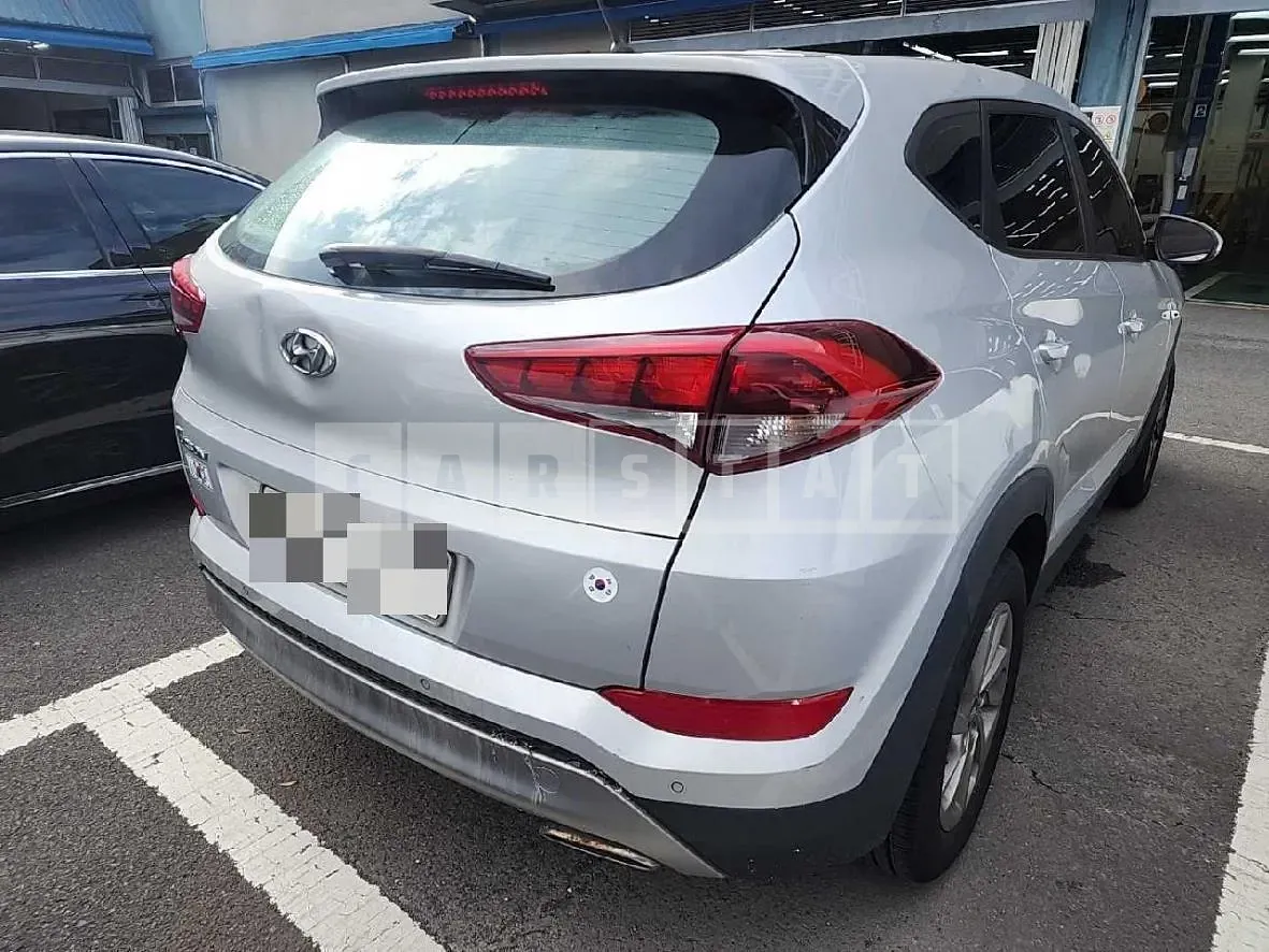 Photo 2 of 25: 2017 Hyundai Tucson — Korean insurance auction